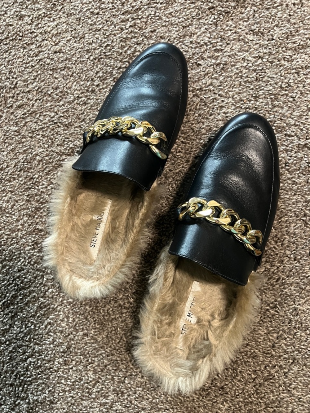 Steve Madden Black Leather Chain-Trim Fur-Lined Mules
